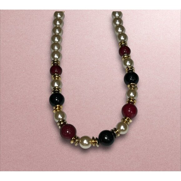 Vintage Faux Pearl Necklace W/ Red & Black Beads Gold Accents Classic Jewelry Ha - Picture 4 of 5